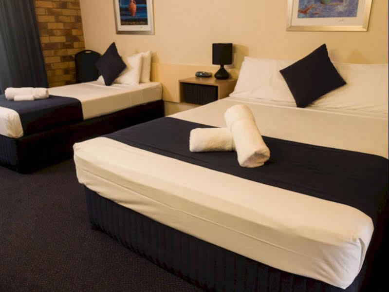 בריסביין Lancaster Court Motel מראה חיצוני תמונה